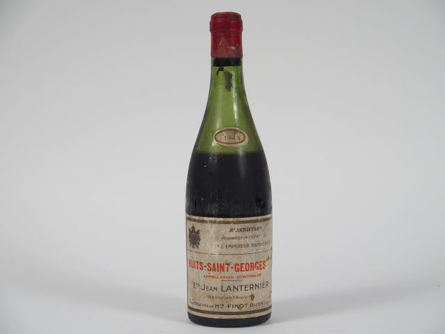 1 BOUTEILLE NUITS ST GEORGES LANTERNIER - 1943 - 8,5 CM/ELA
