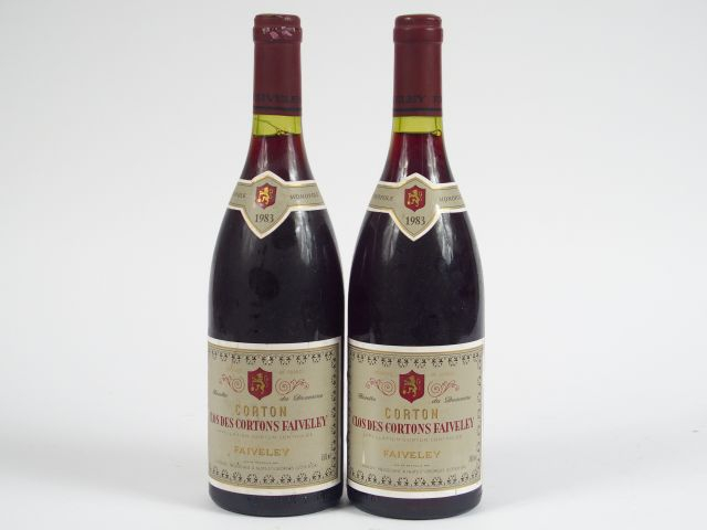 2 BOUTEILLES CORTON 'CLOS DES CORTONS' FAIVELEY - 1983