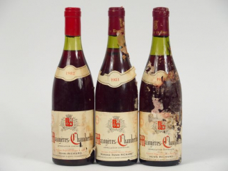 Vente aux enchères 3 BOUTEILLES MAZOYERES CHAMBERTIN H. RICHARD : 1 de 1982-2,5 CM-EA/2 d