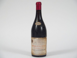 Vente aux enchères 1 BOUTEILLE MOULIN A VENT LANTERNIER - 1945 - 6 CM/ELT