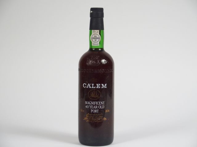1 BOUTEILLE PORTO CALEM OLD PORT 40 ANS - COFFRET