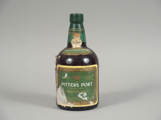 Vente aux enchères 1 BOUTEILLE PITTERS PORT 'OLD CROWN' CORREA RIBEIRO - 1964 - MISE : 19