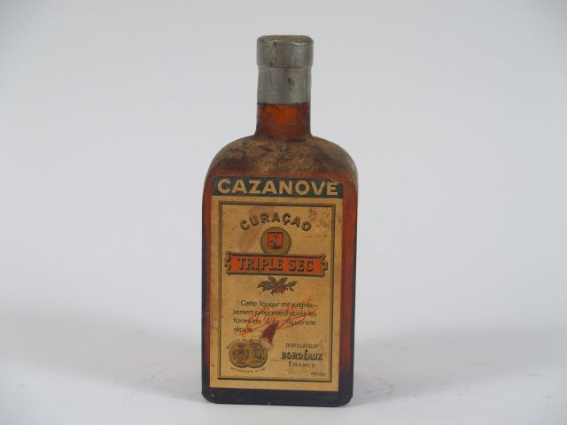 1 BOUTEILLE CURACAO TRIPLE SEC CAZANOVE