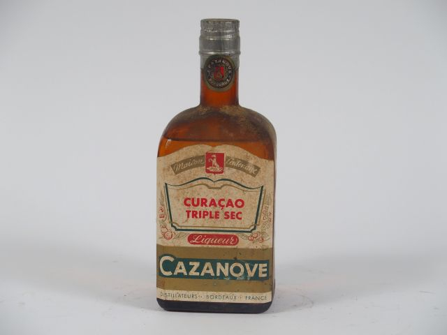 1 BOUTEILLE CURACAO TRIPLE SEC CAZANOVE