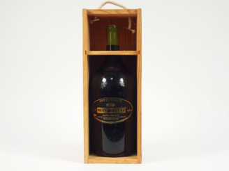 Vente aux enchères 1 POT FINE BORDEAUX J. FAGET - 1973 - COFFRET