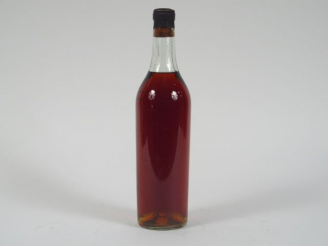 Vente aux enchères 1 VIEILLE BOUTEILLE COGNAC MARTELL