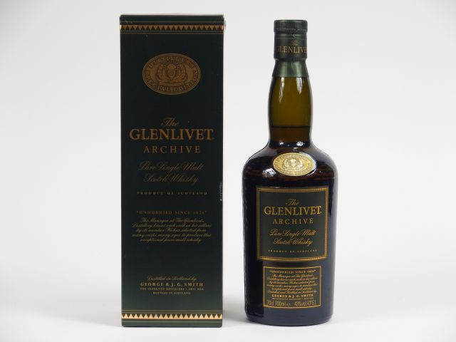 1 BOUTEILLE GLENLIVET OB	 Archive	 70	cl - 43% 	- 				Green Label