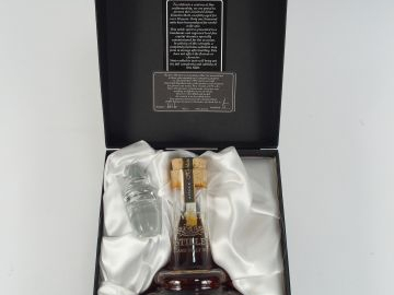 1 BOUTEILLE TOMATIN OB	 Centenary 1897-1997 	70	cl 43% 	- 		30 ans - 	