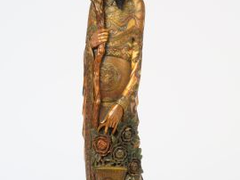 Vente aux enchères Grande statue en ivoire polychrome, représentant un dignitaire tenant 