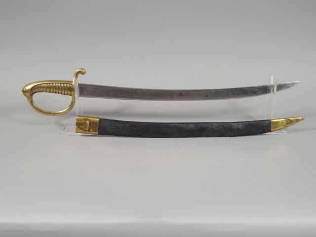 Sabre briquet modèle AN XI, fusée en bronze coulé à 28 torons, signée 