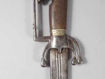Sabre Marocain "Nimcha" de belle fabrication, fusée en bois typique da