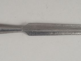 Vente aux enchères Fer de lance de cavalerie « A la Française » modèle 1812. Lame de 217m