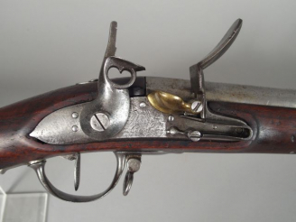 Vente aux enchères Fusil à silex issu de la « manufacture impériale de Culembourg » (Rare