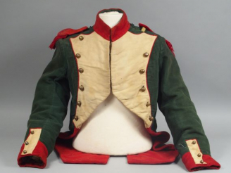 Vente aux enchères Reproduction d’un habit à la Française vert chasseur, plastron et pare