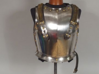 Vente aux enchères Rare cuirasse réglementaire Française troupe modèle 1854 de cuirassier
