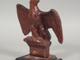 Vente aux enchères Réplique d’aigle de drapeau « Régiment étranger » Aigle non couronné d