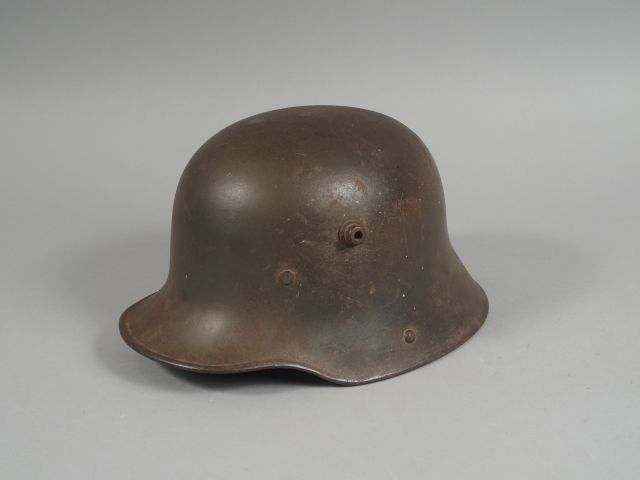 Bombe de casque d’acier Allemand modèle 17 (bandeau tôle) petite taill