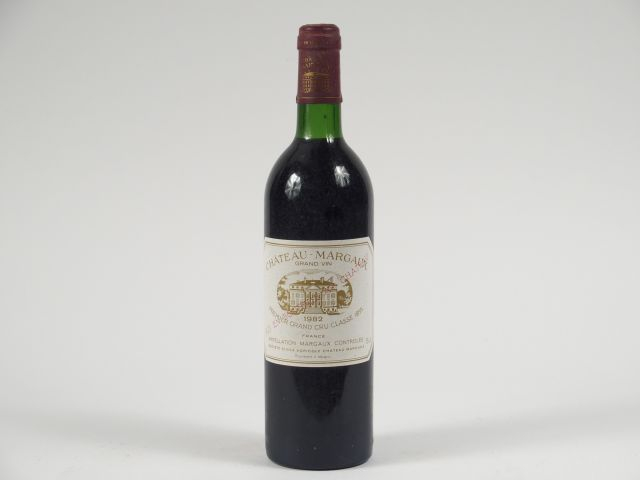 1 BOUTEILLE CHÂTEAU MARGAUX 1er GCC MARGAUX - 1982 - BG