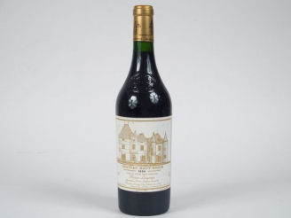 Vente aux enchères 1 BOUTEILLE CHÂTEAU HAUT BRION 1er GCC GRAVES - 1994