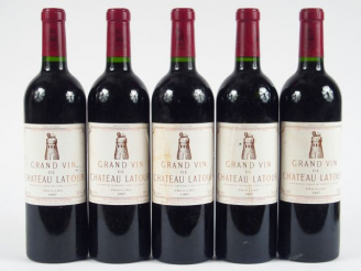 Vente aux enchères 5 BOUTEILLES CHÂTEAU LATOUR 1er GCC PAUILLAC - 1997