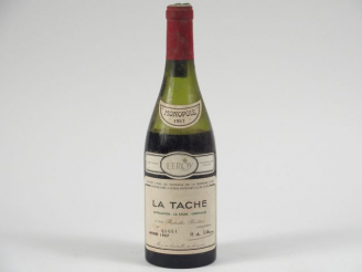 Vente aux enchères 1 BOUTEILLE LA TACHE D.R.C. - 1957 - 8,5 CM/BOUCHON TOMBANT