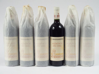 Vente aux enchères 6 BOUTEILLES MASSANDRA ALEATICO AÏU DAG - 2006