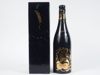 Vente aux enchères 1 BOUTEILLE CHAMPAGNE TAITTINGER COLLECTION 'ARMAN' - 1981 - COFFRET