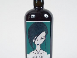 Vente aux enchères 1 BOUTEILLE BEN NEVIS 	LMDW	 Artist #1 	70cl 	60,8% Millésime : 	1990 