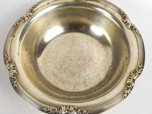 BOULENGER. Jatte creuse de style Louis XVI en argent. Poids : 305 g