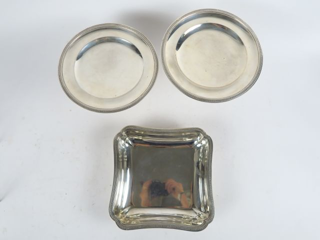 Paire de coupes sur talon et jatte carrée en argent, poinçon Minerve, 