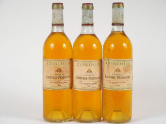 Vente aux enchères 3 BOUTEILLES CHÂTEAU LAFAURIE PEYRAGUEY 1er CC SAUTERNES - 1980 - BG-L