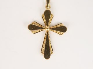 Vente aux enchères Croix en or. 2 g