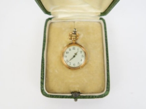 Montre de col de style Louis XVI en or. 14 g tel