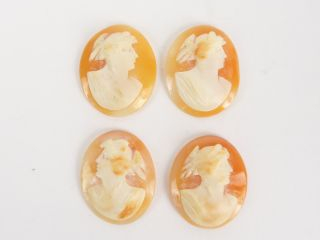 4 camés sans monture