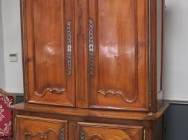 Buffet deux corps fin XVIII ème - début XIX ème de style Louis XV en m