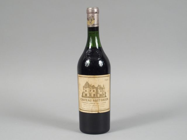 1 BOUTEILLE CHÂTEAU HAUT BRION 1er GCC GRAVES - 1959 - ETLT/3,5 CM