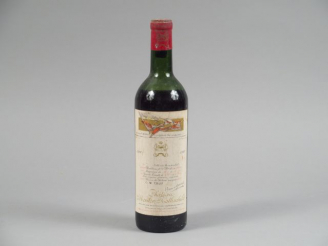 Vente aux enchères 1 BOUTEILLE CHÂTEAU MOUTON ROTHSCHILD 1er GCC PAUILLAC - 1960 - MEP-BE