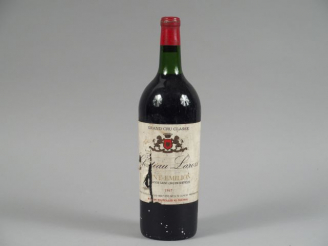 Vente aux enchères 1 MAGNUM CHÂTEAU LAROZE GCC ST EMILION - 1967 - EA