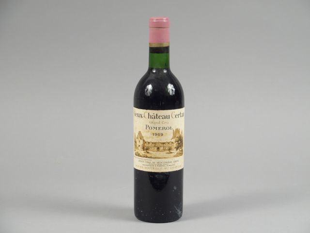 1 BOUTEILLE VIEUX CHÂTEAU CERTAN POMEROL - 1969 - BG
