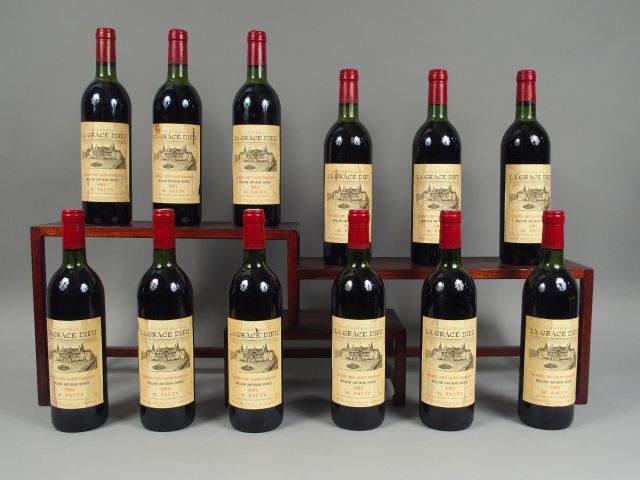12 BOUTEILLES LA GRACE DIEU GC ST EMILION - 1982 - 11 LB/1 HEP/ ELT