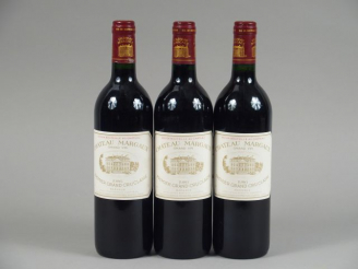 Vente aux enchères 3 BOUTEILLES CHÂTEAU MARGAUX 1er GCC MARGAUX - 1986