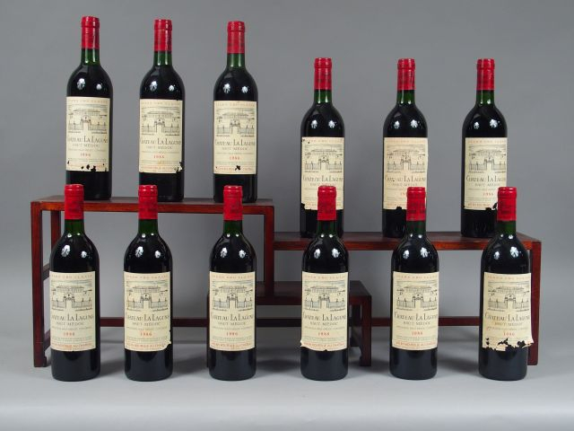 12 BOUTEILLES CHÂTEAU LA LAGUNE GCC HAUT MEDOC - 1986 - CBO - 8 EA/8 B