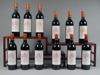 Vente aux enchères 12 BOUTEILLES CHÂTEAU PICHON LONGUEVILLE BARON 2eme GCC PAUILLAC - 199