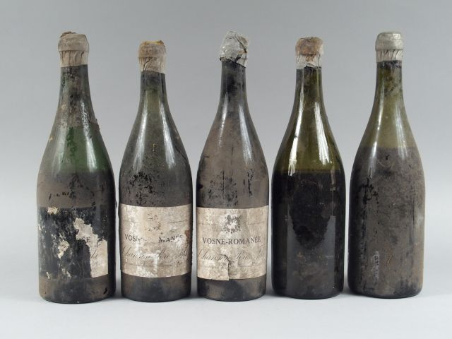 5 BOUTEILLES VOSNE ROMANEE ANNEES 20/30 CHANSON PERE   FILS - 3 PRESUM