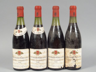 Vente aux enchères 4 BOUTEILLES GEVREY CHAMBERTIN BOUCHARD PERE   FILS - 1964 - 1 EA/4 EF