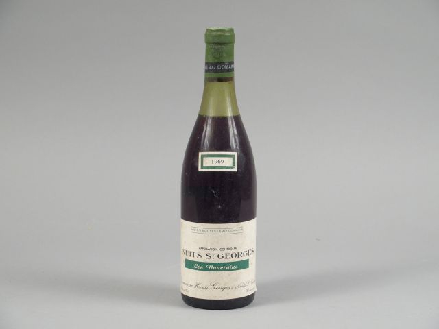 1 BOUTEILLE NUITS ST GEORGES 'LES VAUCRAINS' H. GOUGES - 1969 - 3,5 CM
