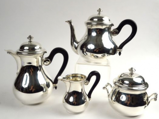 Vente aux enchères Service à thé et à café  marabout en argent, poinçon Minerve, manches 