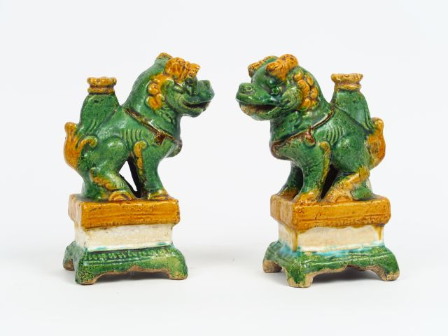 Paire de porte-baguettes à encens en céramique émaillée ocre jaune rep