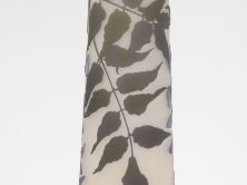 GALLE. Grand vase en verre, à décor gravé en camée et à l’acide de gly