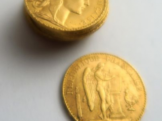 Vente aux enchères 10 pièces 20 francs or (1897  A x 2, 1904, 1907 x 2, 1908 x 2, 1909, 1